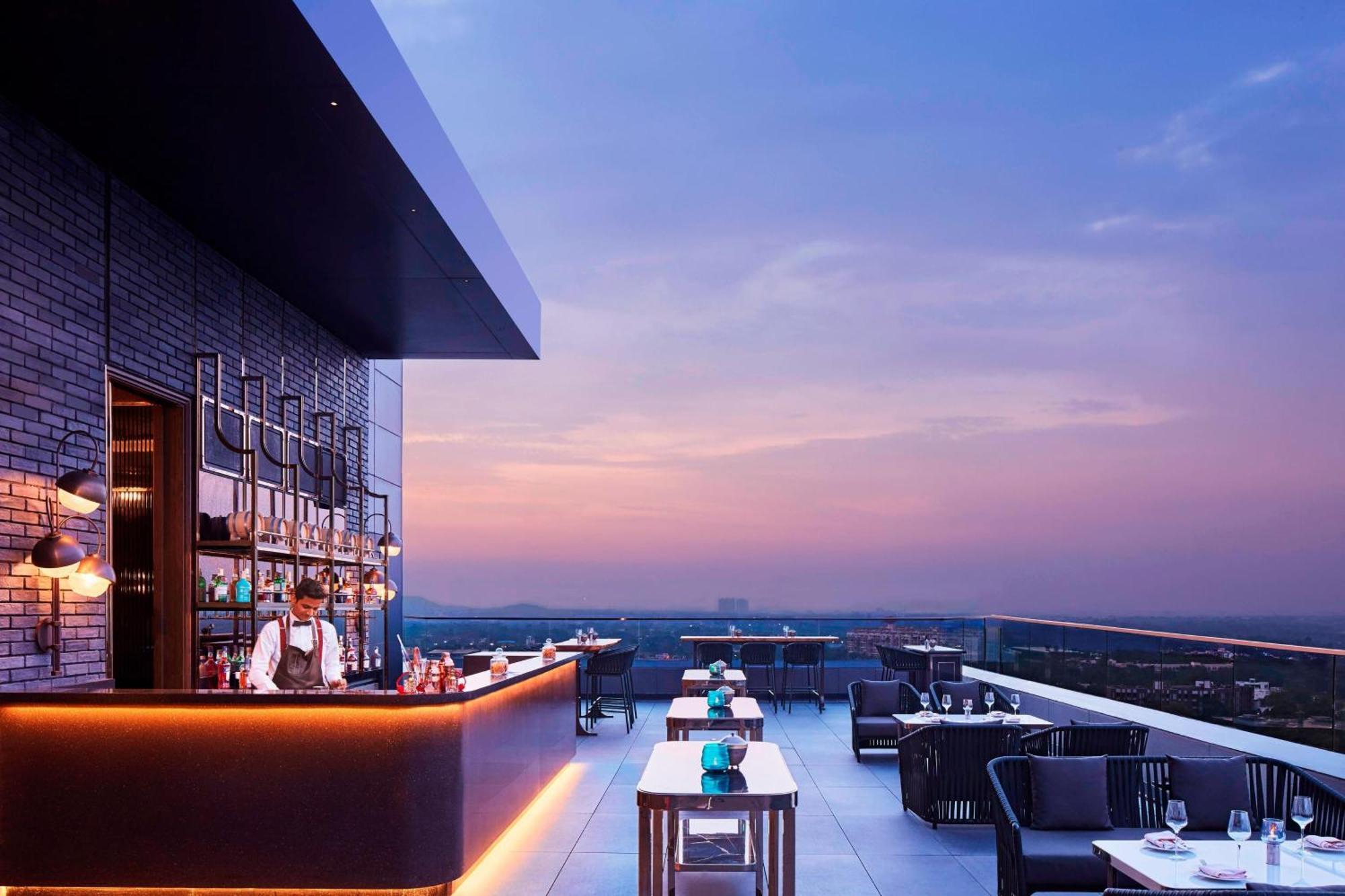 The Ritz-Carlton, Пюн Екстериор снимка