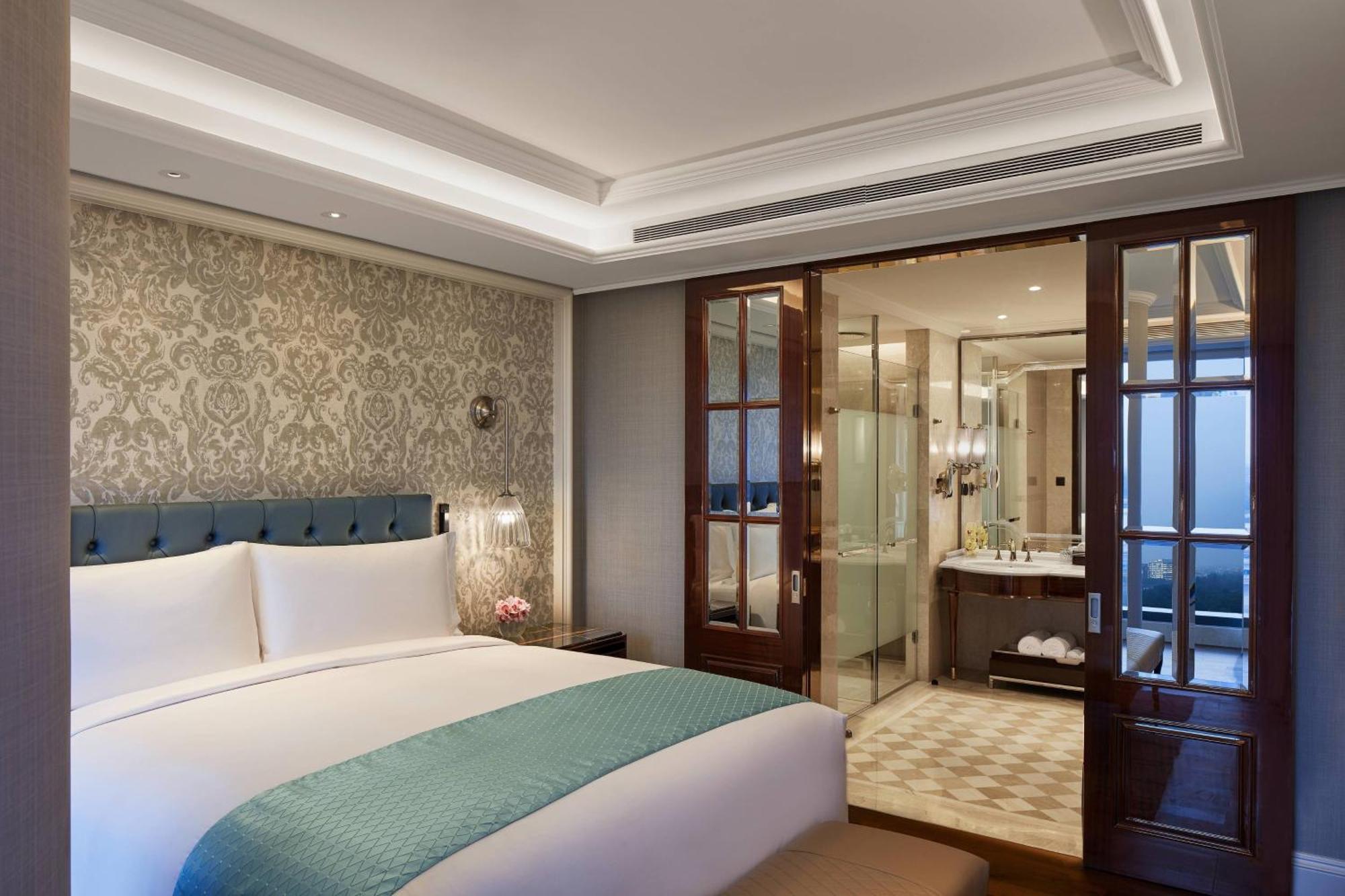 The Ritz-Carlton, Пюн Екстериор снимка